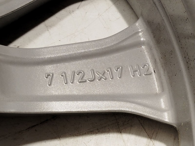 Recambio de llanta para bmw serie 3 berlina (g20) 320i referencia OEM IAM 7915323 36117915323 