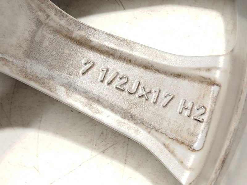 Recambio de llanta para bmw serie 3 berlina (g20) 320i referencia OEM IAM 7915323 36117915323 