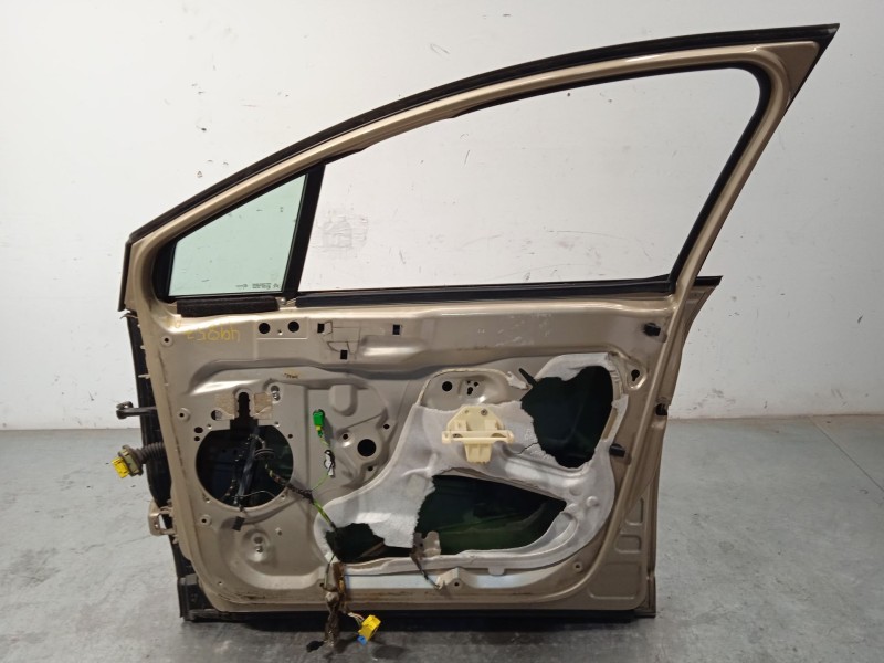 Recambio de puerta delantera derecha para citroën c4 berlina exclusive referencia OEM IAM 9004W4  