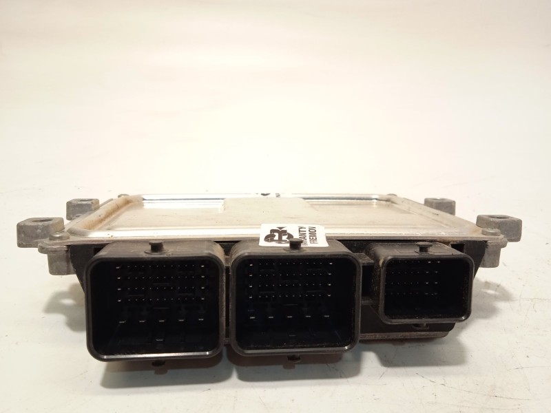 Recambio de centralita motor uce para citroën c4 cactus feel referencia OEM IAM 9811545080 9800913080 A2C1403940001