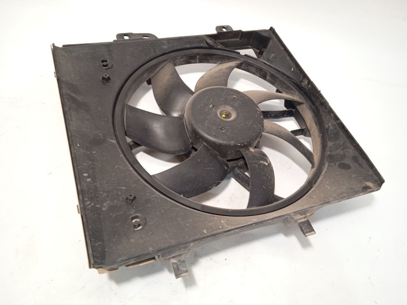 Recambio de electroventilador para citroën c4 cactus feel referencia OEM IAM 9812028580  