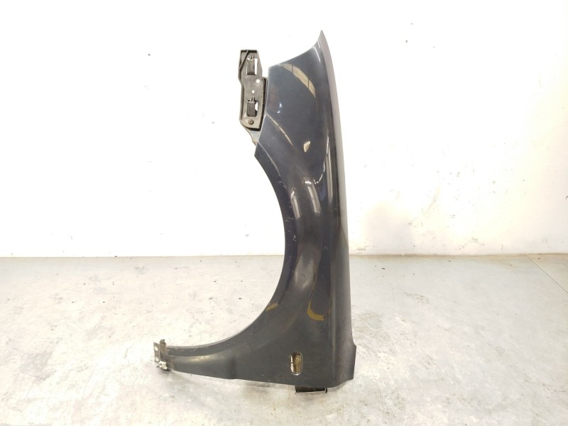 Recambio de aleta delantera izquierda para volkswagen passat b5.5 variant (3b6) 1.9 tdi referencia OEM IAM 3B0821105E  