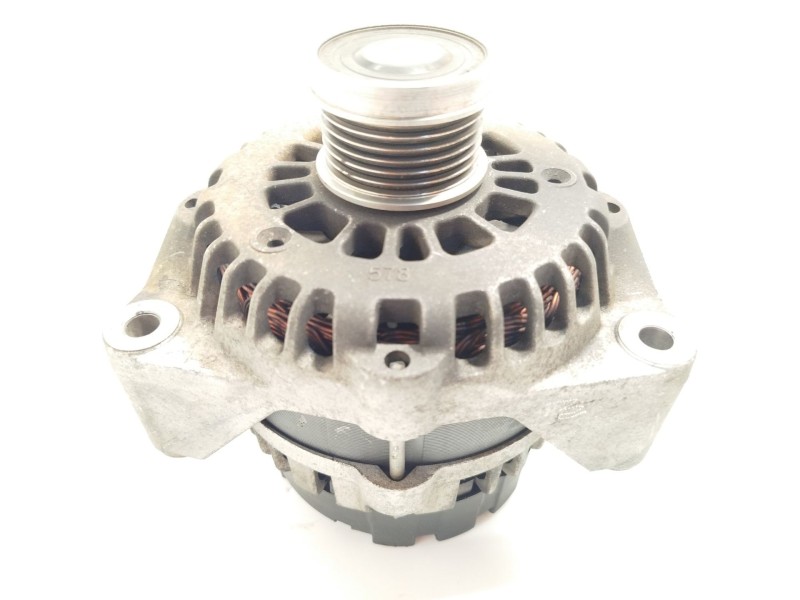 Recambio de alternador para ssangyong actyon i 2.0 xdi referencia OEM IAM A6641540102  