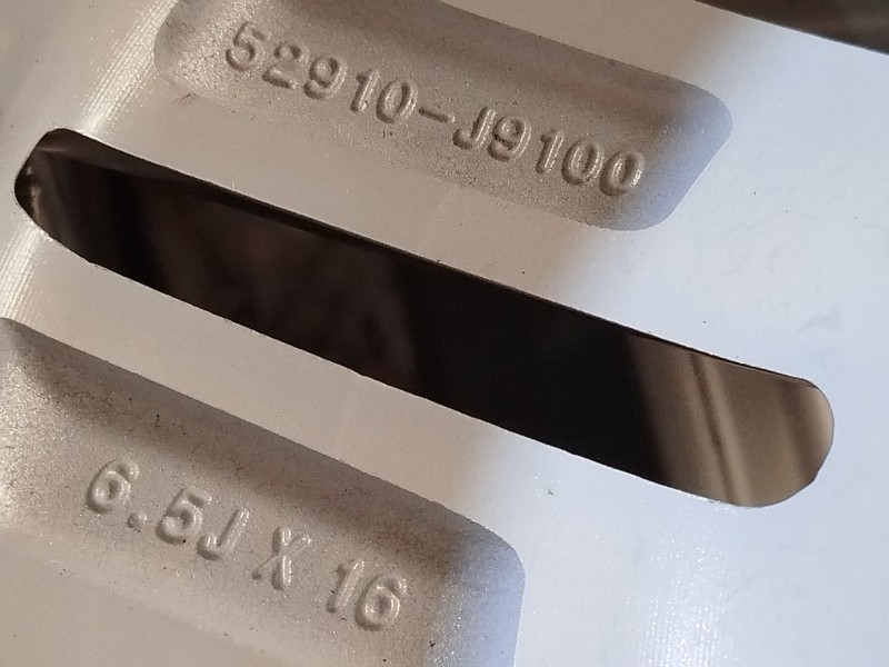 Recambio de llanta para hyundai kona (os, ose, osi) 1.0 t-gdi referencia OEM IAM 52910J9100  