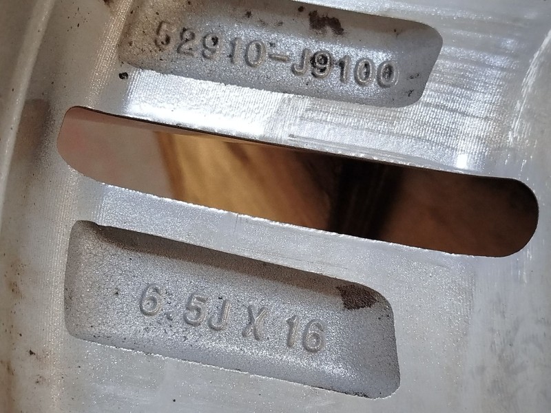 Recambio de llanta para hyundai kona (os, ose, osi) 1.0 t-gdi referencia OEM IAM 52910J9100  