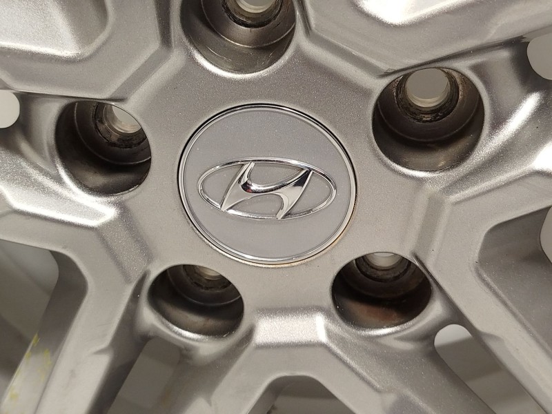Recambio de llanta para hyundai kona (os, ose, osi) 1.0 t-gdi referencia OEM IAM 52910J9100  
