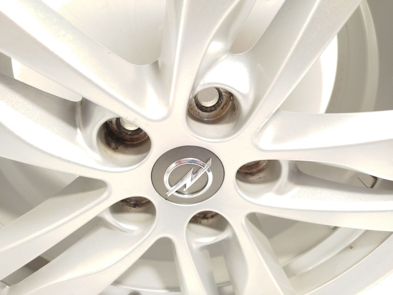 Recambio de llanta para opel astra k (b16) 1.2 turbo (68) referencia OEM IAM 39024544  