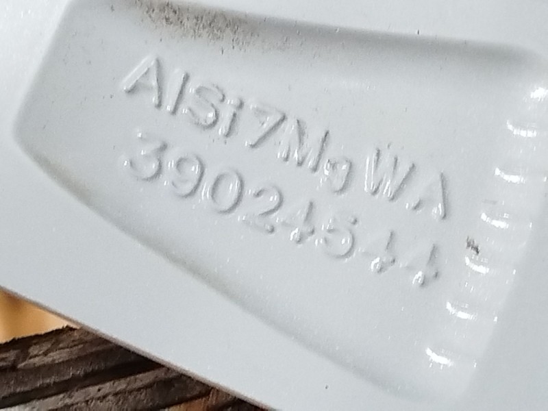 Recambio de llanta para opel astra k (b16) 1.2 turbo (68) referencia OEM IAM 39024544  