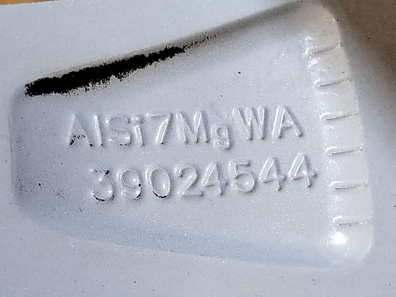 Recambio de llanta para opel astra k (b16) 1.2 turbo (68) referencia OEM IAM 39024544  