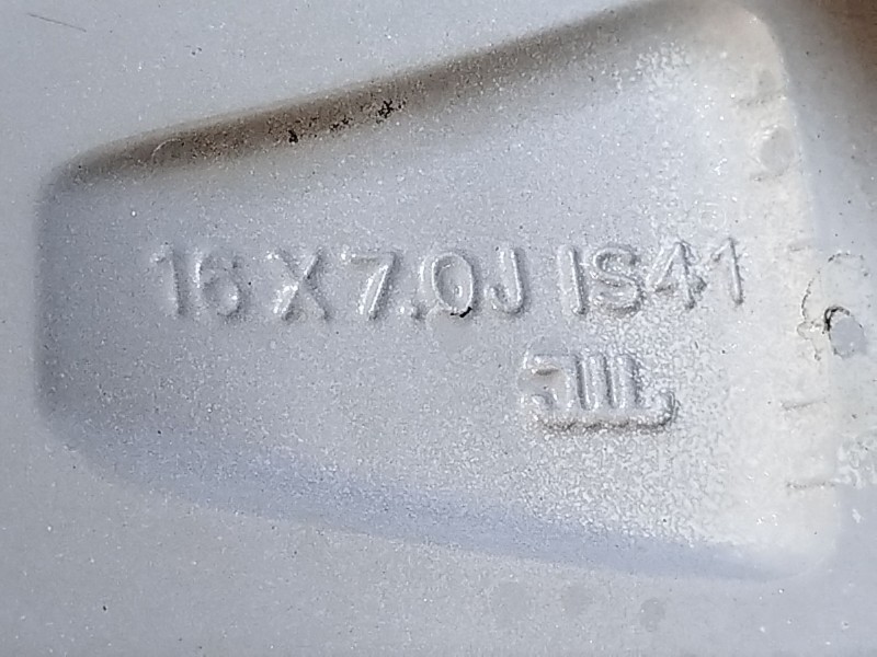 Recambio de llanta para opel astra k (b16) 1.2 turbo (68) referencia OEM IAM 39024544  