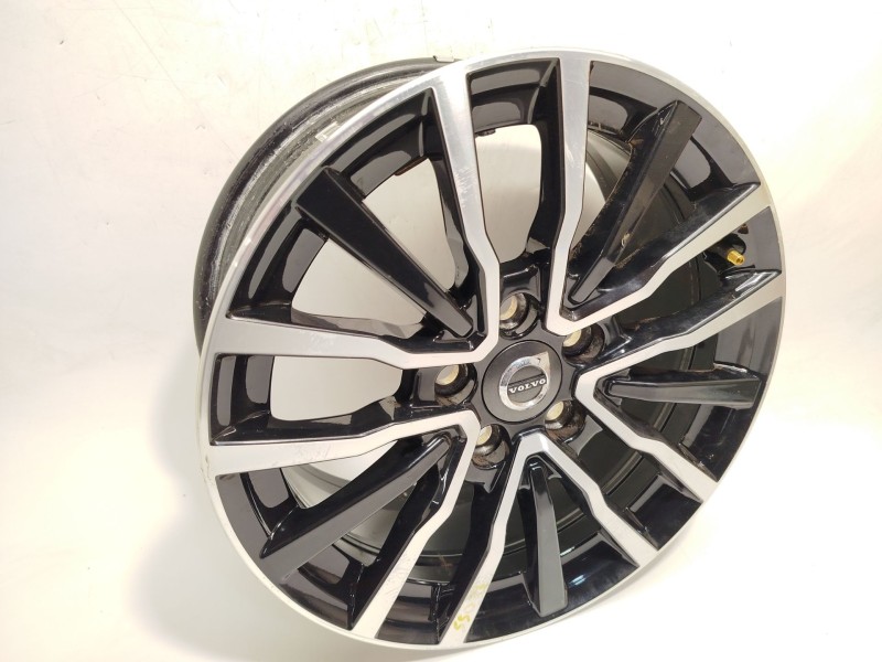 Recambio de llanta para volvo v40 hatchback (525) d2 referencia OEM IAM 31445798  