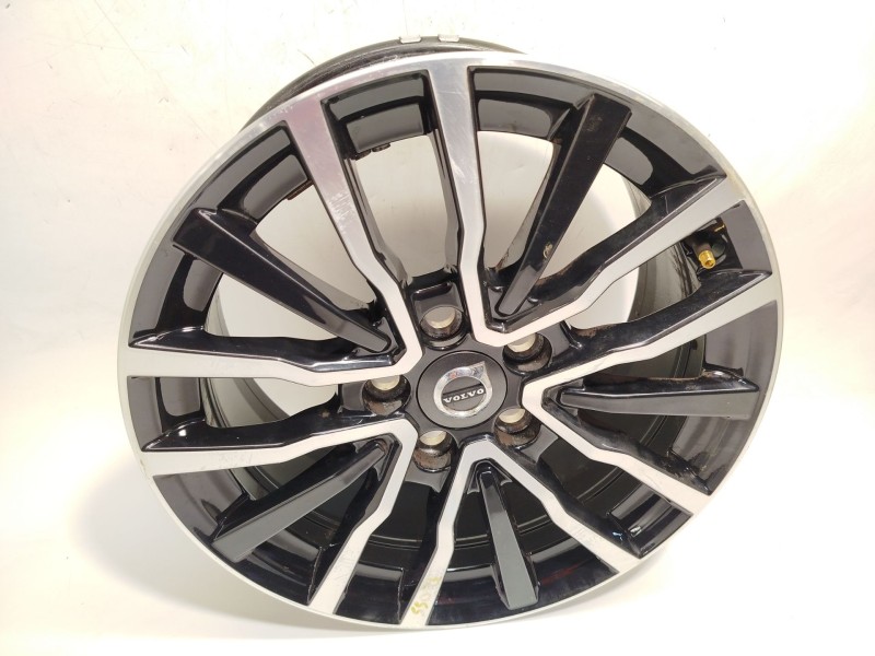 Recambio de llanta para volvo v40 hatchback (525) d2 referencia OEM IAM 31445798  