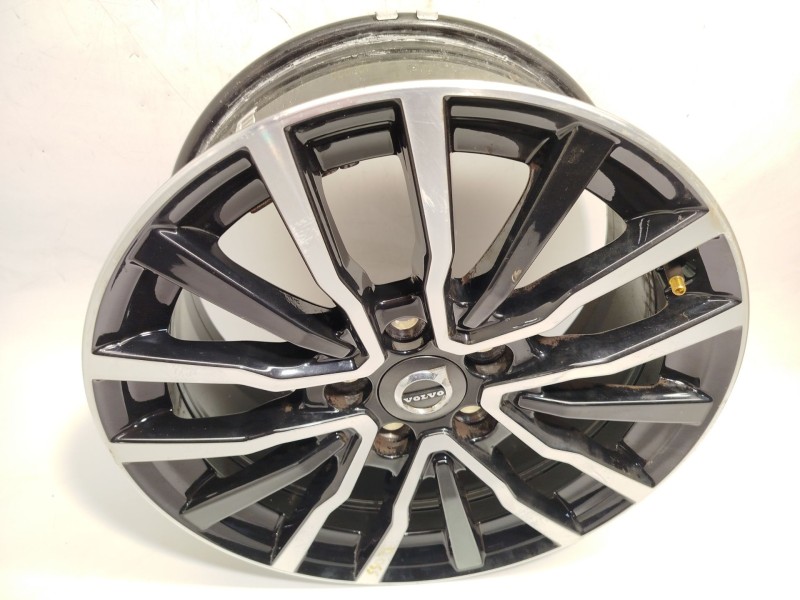 Recambio de llanta para volvo v40 hatchback (525) d2 referencia OEM IAM 31445798  