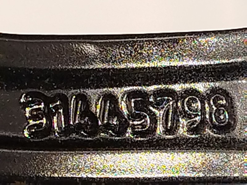 Recambio de llanta para volvo v40 hatchback (525) d2 referencia OEM IAM 31445798  