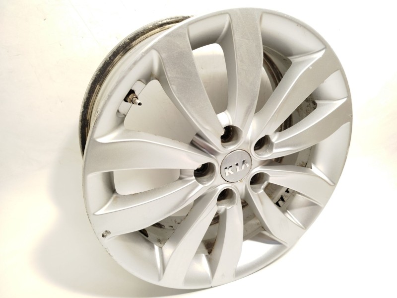 Recambio de llanta para kia carens iv 1.7 crdi referencia OEM IAM 52910A4250  