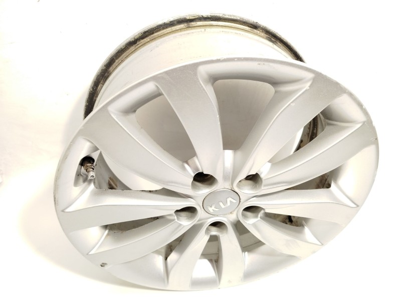 Recambio de llanta para kia carens iv 1.7 crdi referencia OEM IAM 52910A4250  