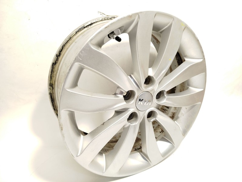Recambio de llanta para kia carens iv 1.7 crdi referencia OEM IAM 52910A4250  