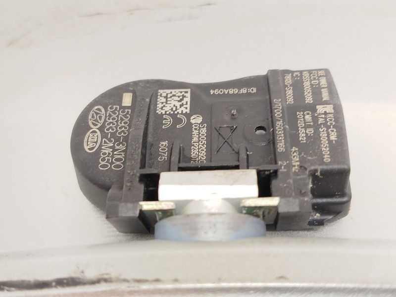 Recambio de llanta para kia carens iv 1.7 crdi referencia OEM IAM 52910A4250  