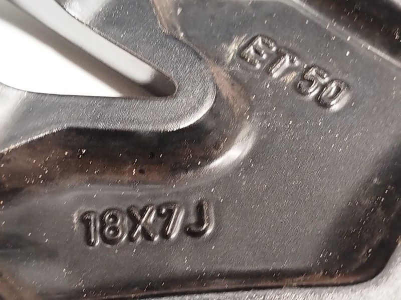 Recambio de llanta para toyota c-hr (_x1_) 1.8 hybrid (zyx10_, zyx11_) referencia OEM IAM 42611YP360  