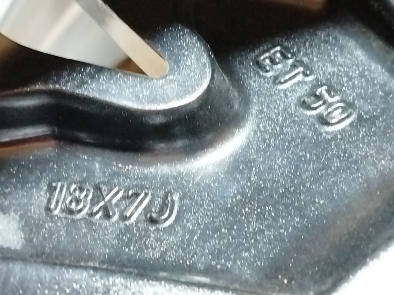 Recambio de llanta para toyota c-hr (_x1_) 1.8 hybrid (zyx10_, zyx11_) referencia OEM IAM 42611YP360  