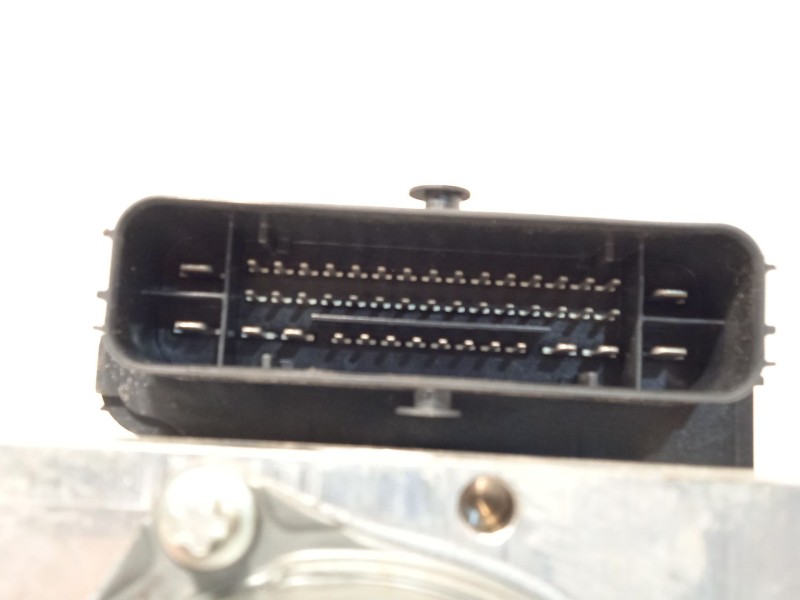 Recambio de abs para toyota yaris (_p21_, _pa1_, _ph1_) 1.5 hybrid (mxph10) referencia OEM IAM 445400D781 0265957151 970448