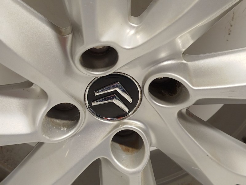 Recambio de llanta para citroën c4 i (lc_) 1.6 hdi referencia OEM IAM 9684260580 5402X7 