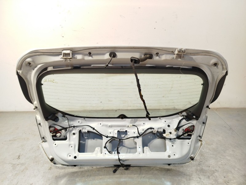 Recambio de porton trasero para kia cee´d 1.4 crdi cat referencia OEM IAM 73700A2000  