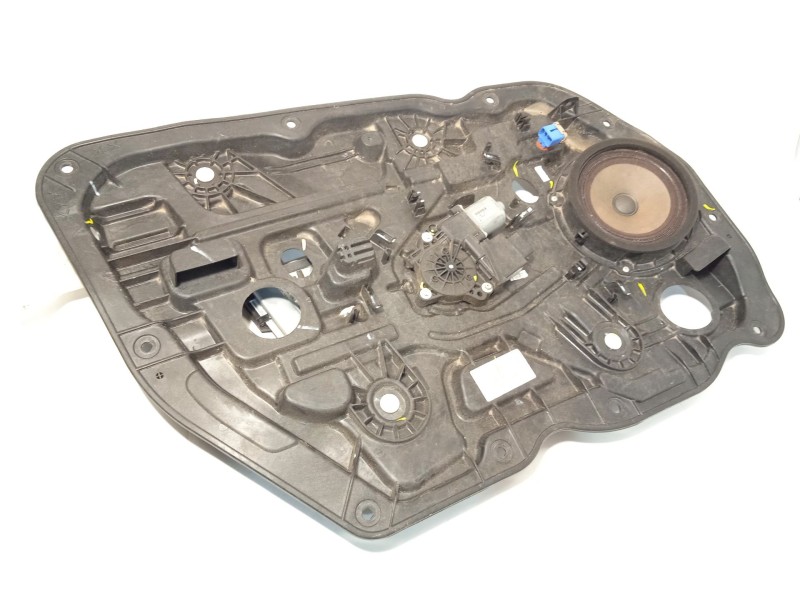 Recambio de elevalunas delantero izquierdo para kia cee´d 1.4 crdi cat referencia OEM IAM 82450A2010 82470A2100 