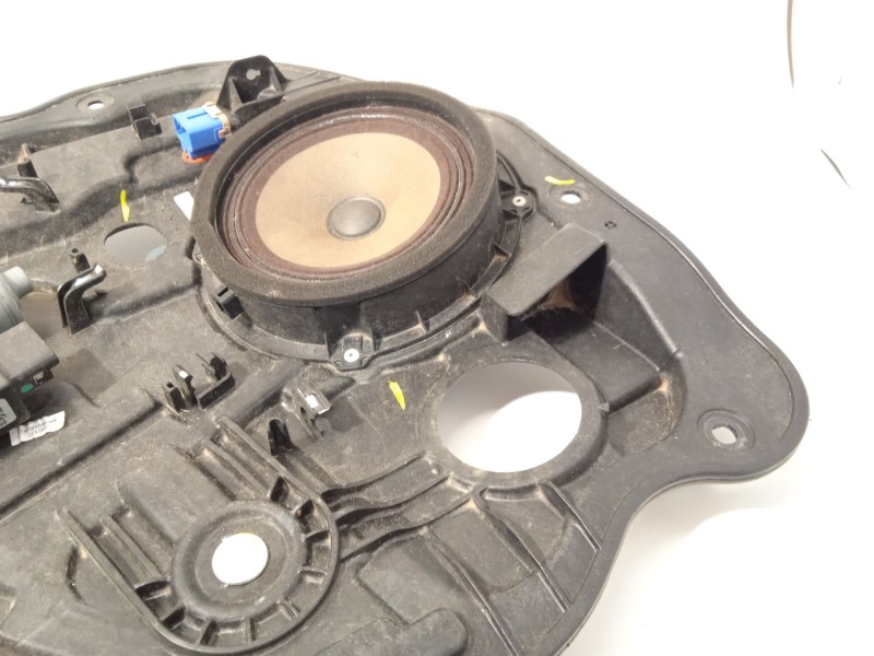 Recambio de elevalunas delantero izquierdo para kia cee´d 1.4 crdi cat referencia OEM IAM 82450A2010 82470A2100 