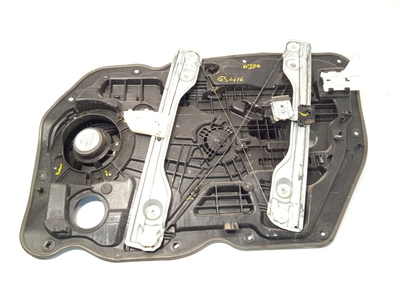 Recambio de elevalunas delantero izquierdo para kia cee´d 1.4 crdi cat referencia OEM IAM 82450A2010 82470A2100 