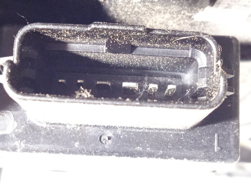 Recambio de elevalunas delantero izquierdo para kia cee´d 1.4 crdi cat referencia OEM IAM 82450A2010 82470A2100 