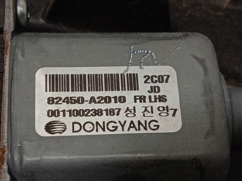 Recambio de elevalunas delantero izquierdo para kia cee´d 1.4 crdi cat referencia OEM IAM 82450A2010 82470A2100 