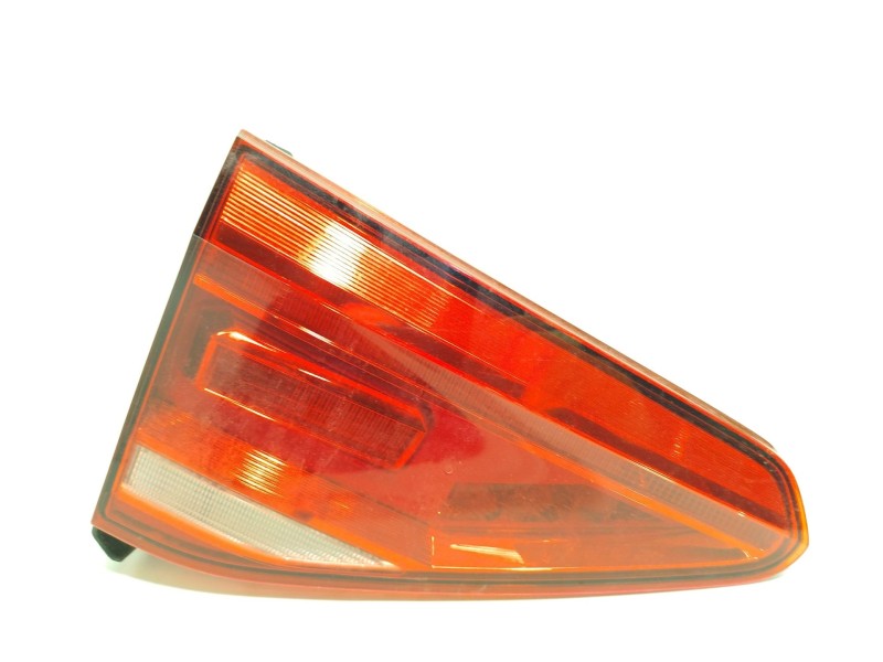 Recambio de piloto trasero izquierdo interior para volkswagen touran (5t1) 1.6 tdi referencia OEM IAM 5TA945093D  