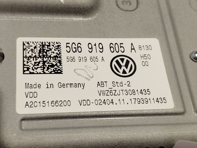 Recambio de pantalla multifuncion para volkswagen touran (5t1) 1.6 tdi referencia OEM IAM 5G6919605A  A2C15166200