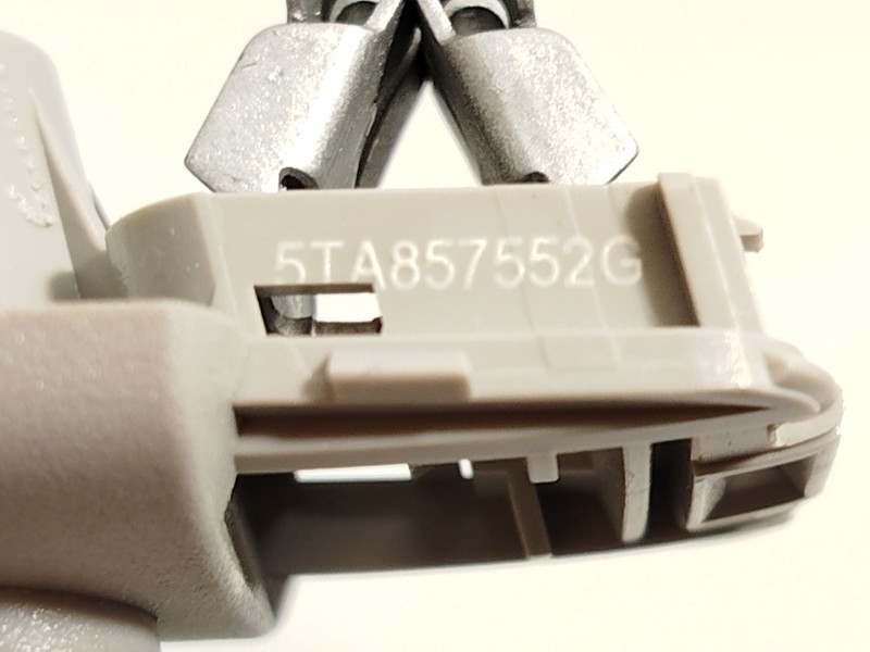 Recambio de parasol derecho para volkswagen touran (5t1) 1.6 tdi referencia OEM IAM 5TA857552G  