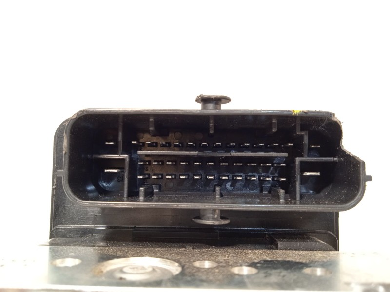 Recambio de abs para kia stonic (ybcuv) drive referencia OEM IAM 58910H8450 BE6003DA01 MGH85ADBH6013DA01