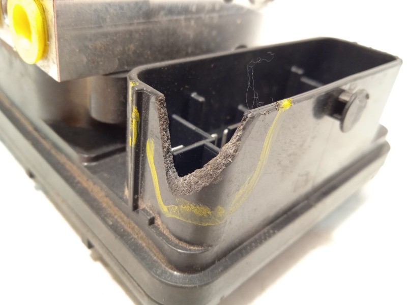 Recambio de abs para kia stonic (ybcuv) drive referencia OEM IAM 58910H8450 BE6003DA01 MGH85ADBH6013DA01