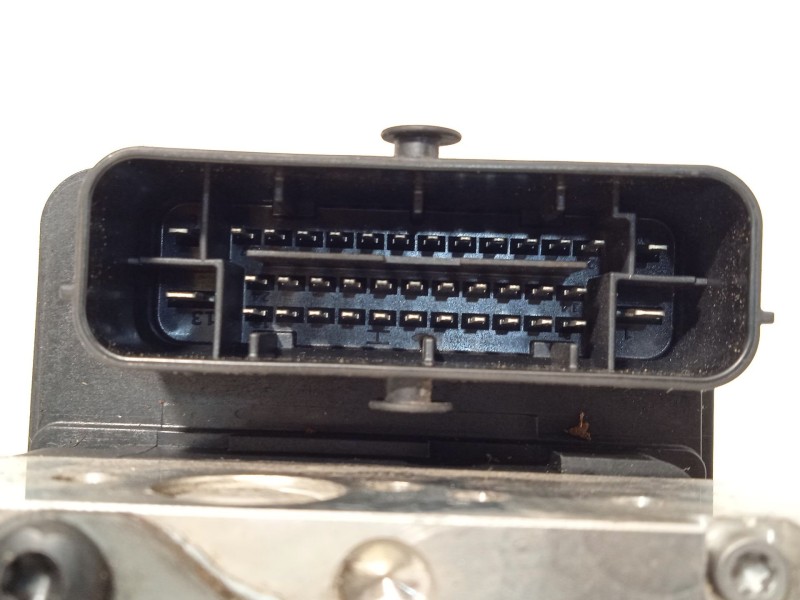 Recambio de abs para hyundai tucson tecno 2wd referencia OEM IAM 58920D7100 BE6003R100 MGH80BH6013R100