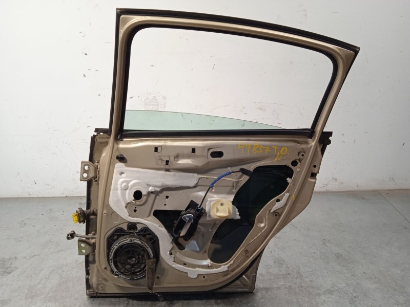 Recambio de puerta trasera derecha para citroën c4 berlina exclusive referencia OEM IAM 9008N4  