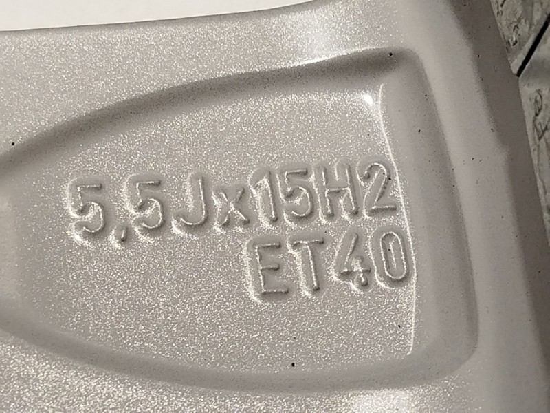 Recambio de llanta para seat ibiza v (kj1, kjg) 1.0 tsi referencia OEM IAM 6F0601025N 6F0601025G8Z8 