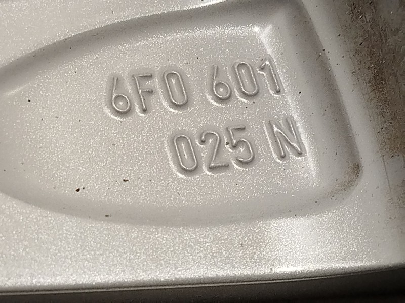 Recambio de llanta para seat ibiza v (kj1, kjg) 1.0 tsi referencia OEM IAM 6F0601025N 6F0601025G8Z8 