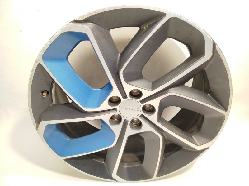 Recambio de llanta para lynk & co 01 phev referencia OEM IAM 8890173164 8889684976 8889658786