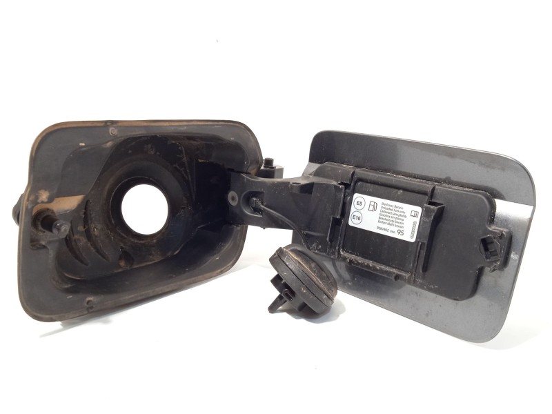 Recambio de tapa exterior combustible para seat ateca (kh7, khp) 1.5 tsi referencia OEM IAM 575809702  