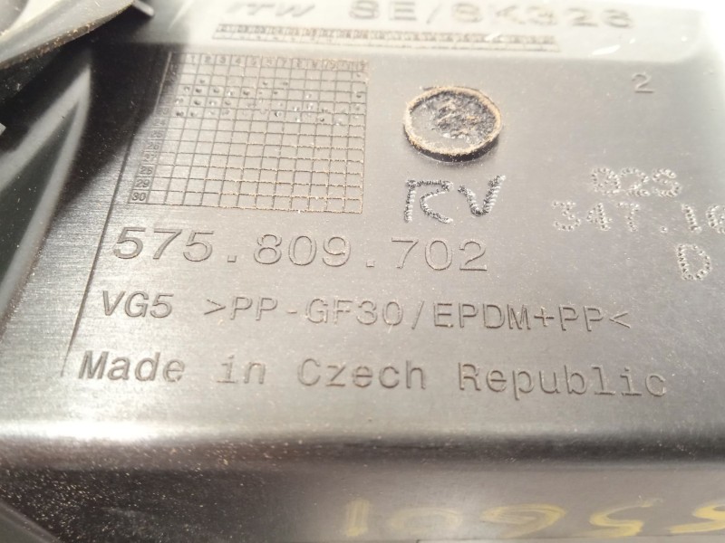 Recambio de tapa exterior combustible para seat ateca (kh7, khp) 1.5 tsi referencia OEM IAM 575809702  