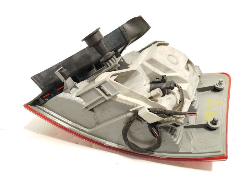 Recambio de piloto trasero izquierdo para audi a4 b7 avant (8ed) 3.2 fsi referencia OEM IAM 8E9945095E  