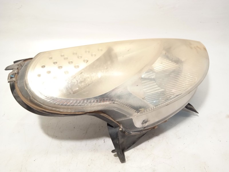 Recambio de faro derecho para citroën c3 pluriel (hb_) 1.4 referencia OEM IAM 9641774380  