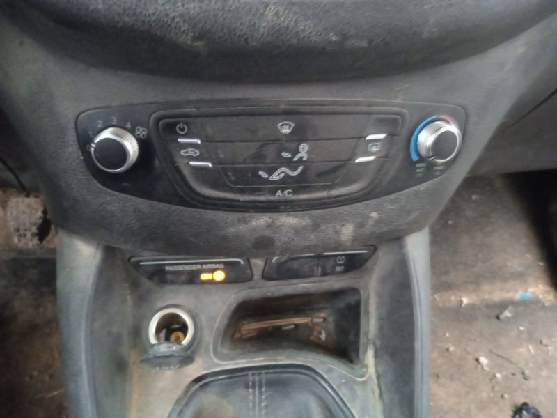 ford transit courier b460 monospace del año 2016