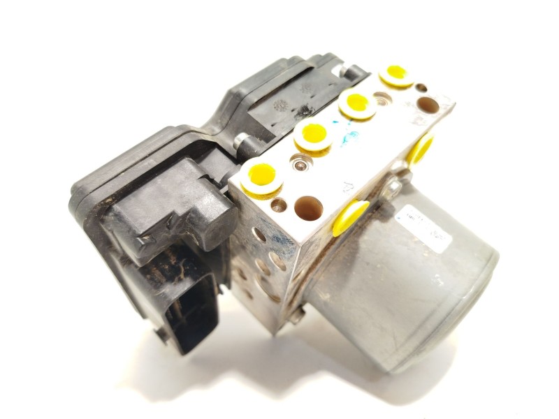 Recambio de abs para nissan leaf (ze1) electric referencia OEM IAM 476605SH0A  
