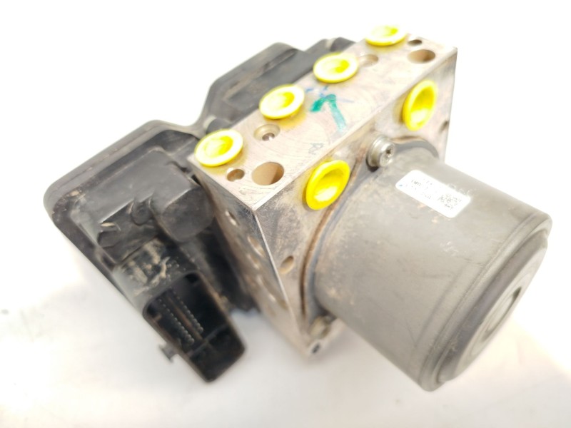 Recambio de abs para nissan leaf (ze1) electric referencia OEM IAM 476605SH0A  