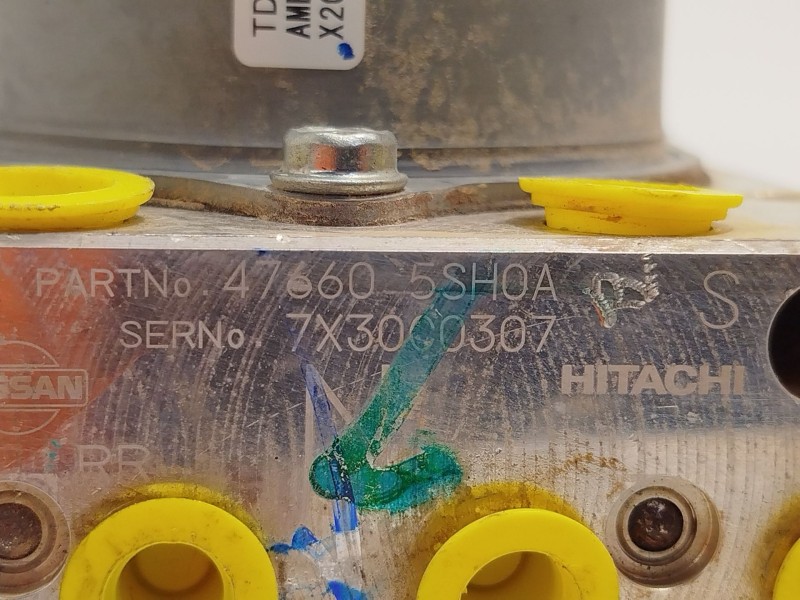 Recambio de abs para nissan leaf (ze1) electric referencia OEM IAM 476605SH0A  